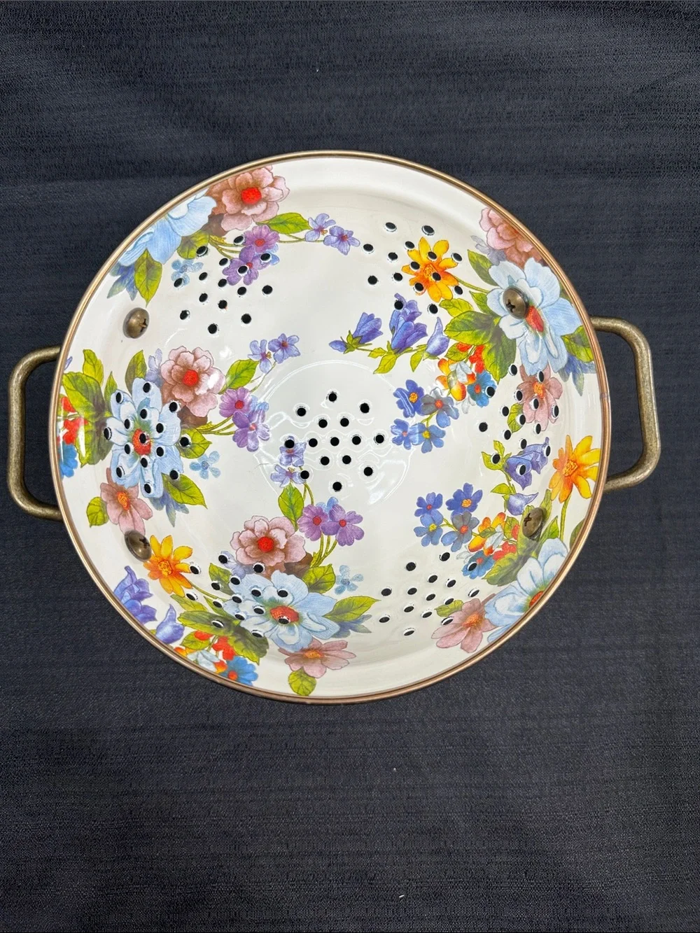 MacKenzie-Childs White Flower Market Set Colander & Spoon Rest Metal Enamelware